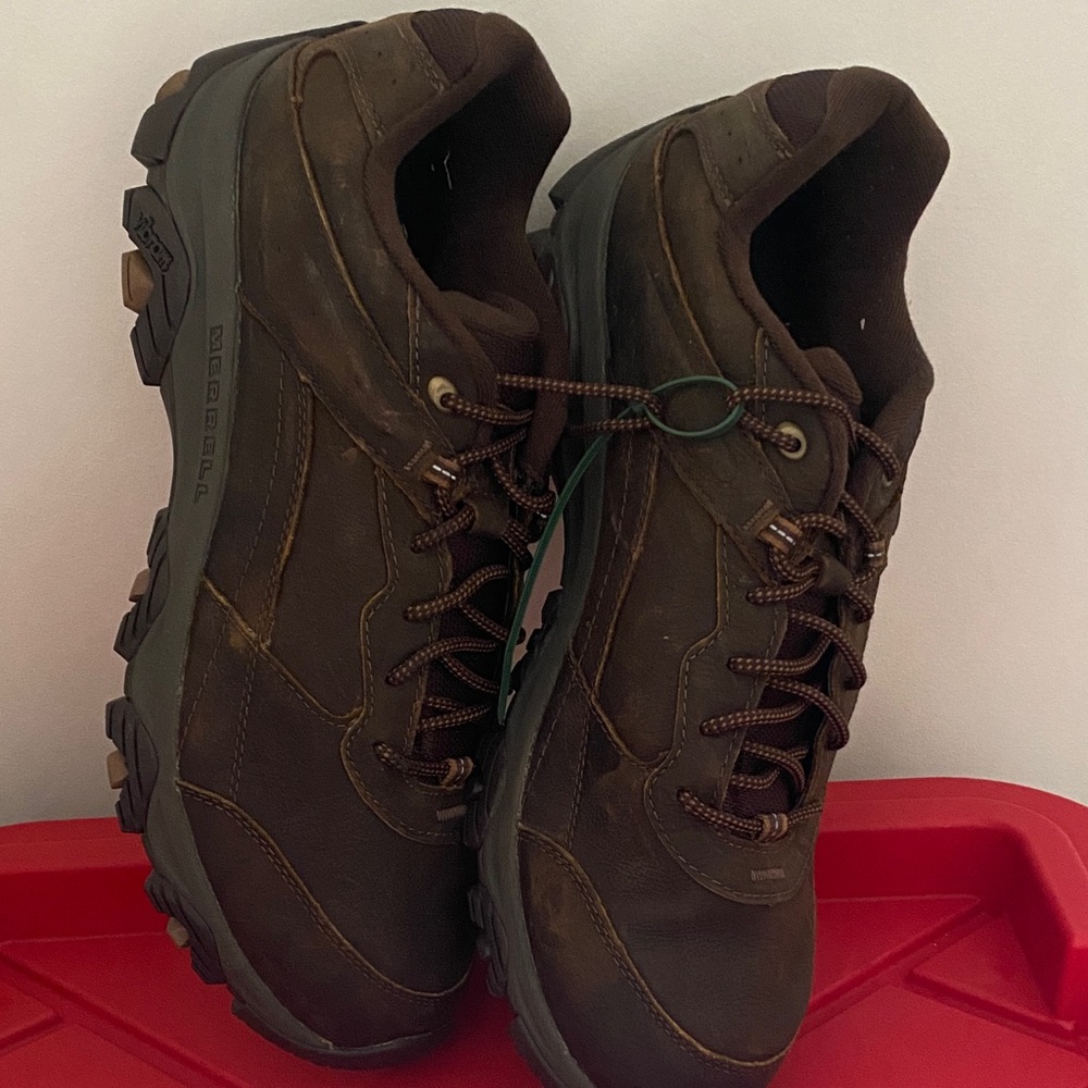 Merrell Men's Dark Brown hiking Shoes